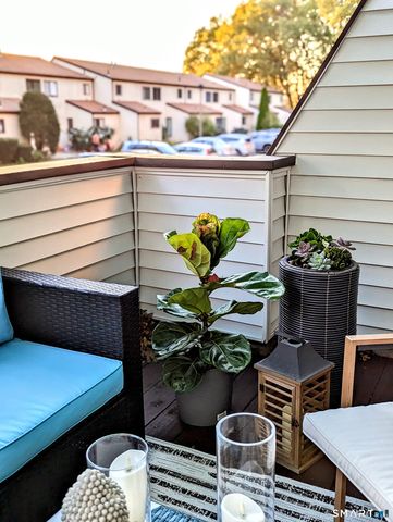 285 Queen Street 10I, Southington, CT 06489