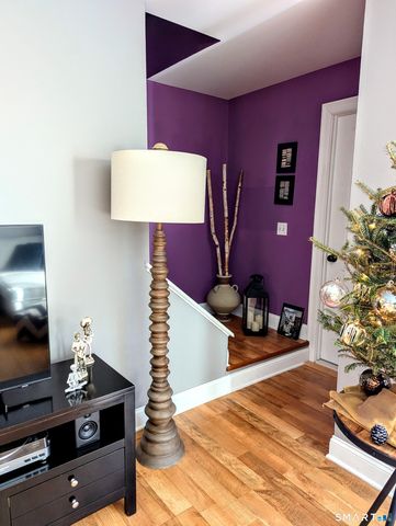 285 Queen Street 10I, Southington, CT 06489