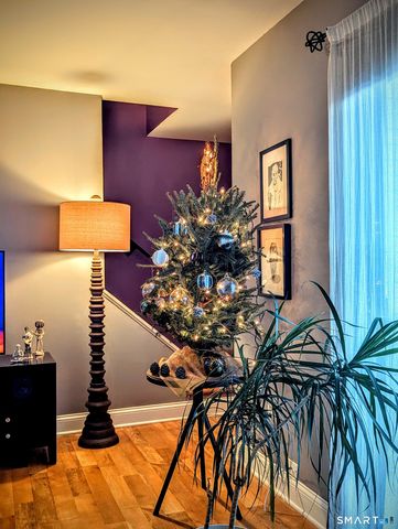 285 Queen Street 10I, Southington, CT 06489