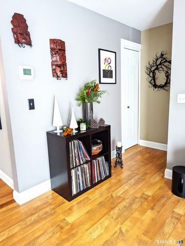 285 Queen Street 10I, Southington, CT 06489