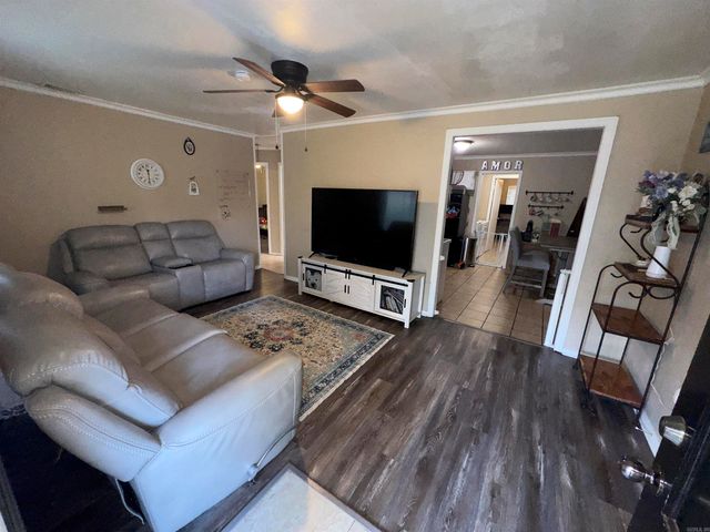 204 Freeman Street, Hot Springs, AR 71913