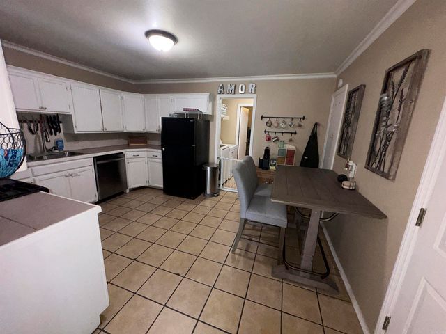 204 Freeman Street, Hot Springs, AR 71913