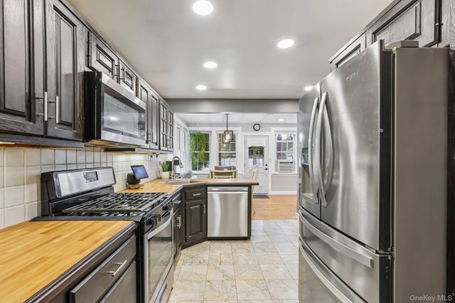 52 Prairie Avenue, Suffern, NY 10901