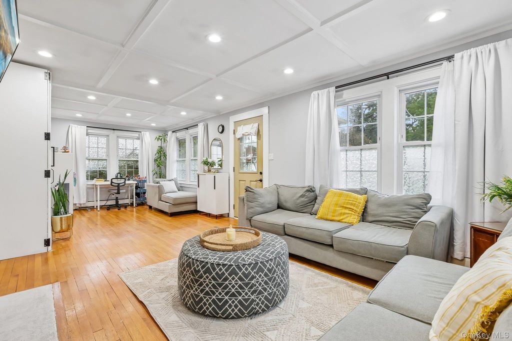 52 Prairie Avenue, Suffern, NY 10901 — photo 2