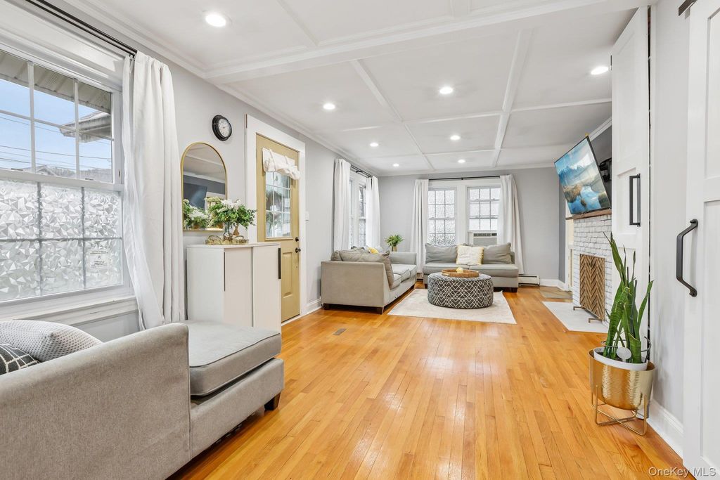 52 Prairie Avenue, Suffern, NY 10901 — photo 4