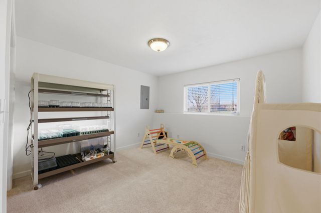 12222 E Ayesbury Ct, Wichita, KS 67226