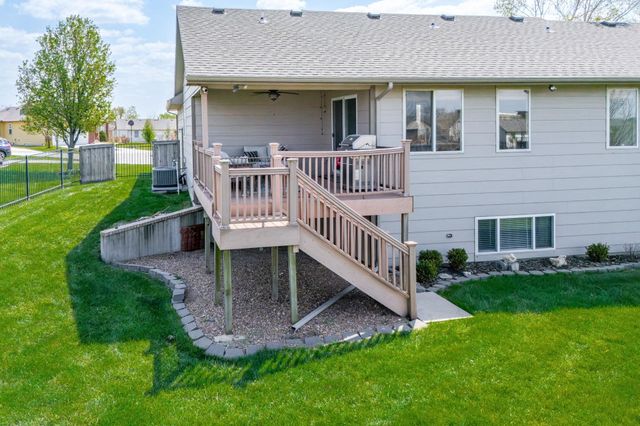 12222 E Ayesbury Ct, Wichita, KS 67226