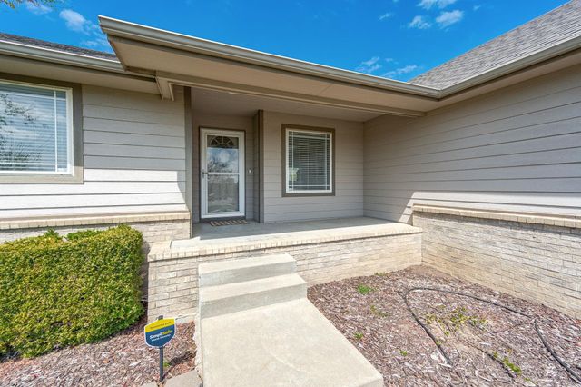 12222 E Ayesbury Ct, Wichita, KS 67226