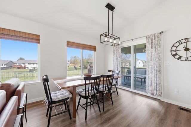 12222 E Ayesbury Ct, Wichita, KS 67226