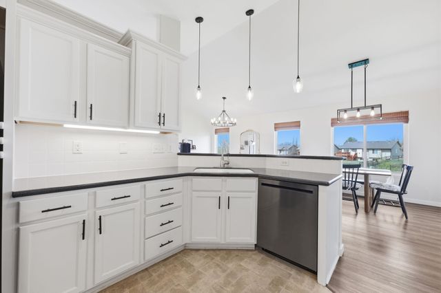 12222 E Ayesbury Ct, Wichita, KS 67226