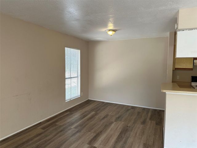 10100 S Gessner Road 212, Houston, TX 77071