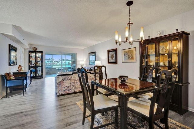 6096 Huntwick Terrace 307, Delray Beach, FL 33484