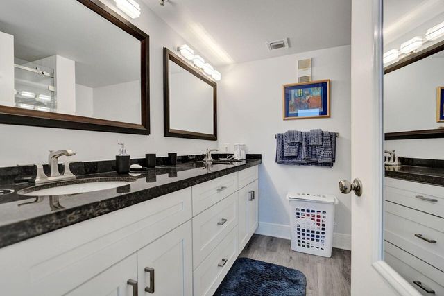 6096 Huntwick Terrace 307, Delray Beach, FL 33484