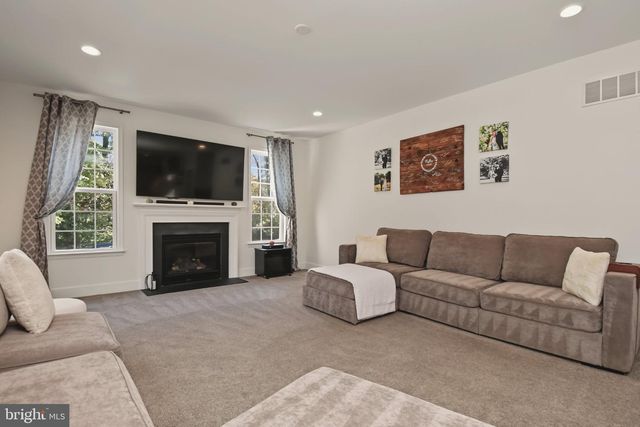 1947 WELSH RD, Lansdale, PA 19446