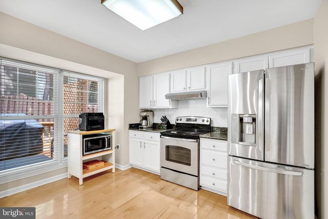15262 LARKSPUR LN, Dumfries, VA 22025
