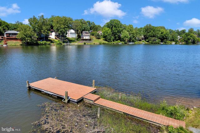 15262 LARKSPUR LN, Dumfries, VA 22025