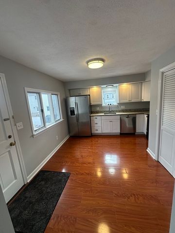83 Taylor 2, Waltham, MA 02453