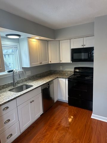 83 Taylor 2, Waltham, MA 02453