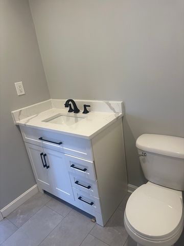 83 Taylor 2, Waltham, MA 02453