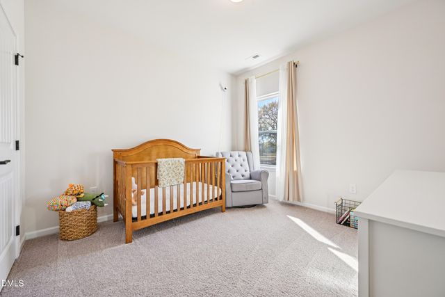 91 Commons Circle, Clayton, NC 27520