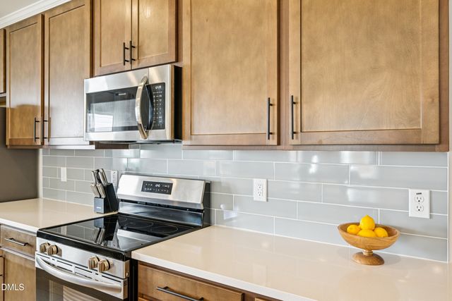 91 Commons Circle, Clayton, NC 27520