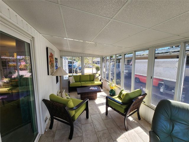 808 53RD AVENUE E 277, Bradenton, FL 34203