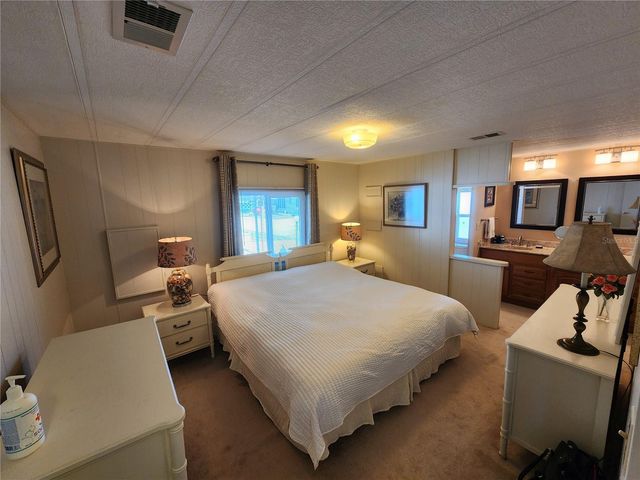 808 53RD AVENUE E 277, Bradenton, FL 34203