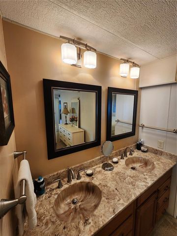 808 53RD AVENUE E 277, Bradenton, FL 34203