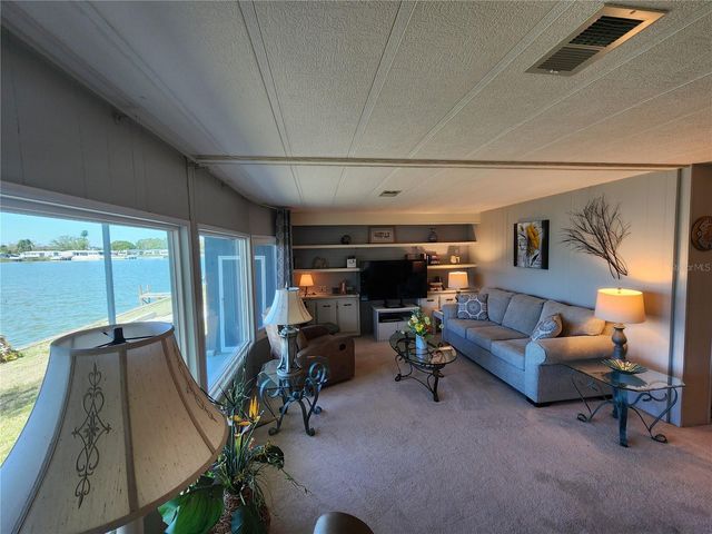 808 53RD AVENUE E 277, Bradenton, FL 34203