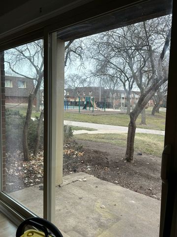 2 Villa Verde Drive 108, Buffalo Grove, IL 60089