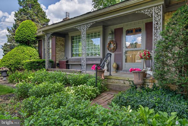 4190 WOLFS CHURCH RD, York, PA 17408