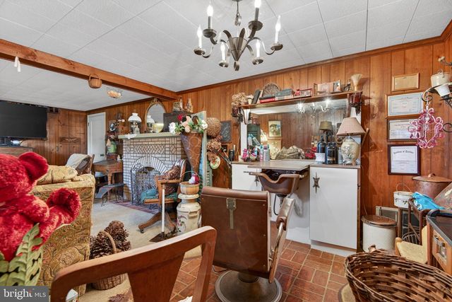 4190 WOLFS CHURCH RD, York, PA 17408
