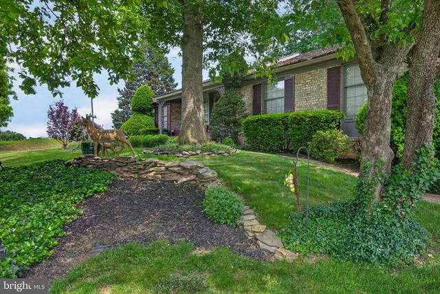 4190 WOLFS CHURCH RD, York, PA 17408