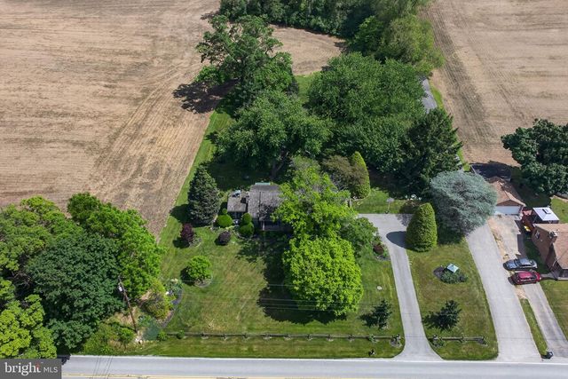 4190 WOLFS CHURCH RD, York, PA 17408