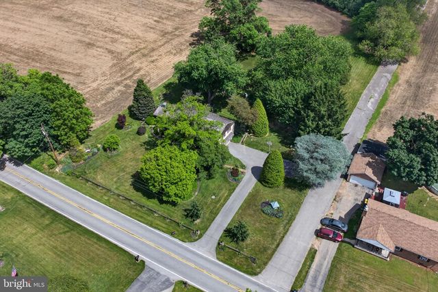4190 WOLFS CHURCH RD, York, PA 17408