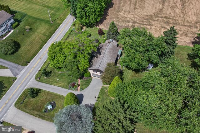 4190 WOLFS CHURCH RD, York, PA 17408