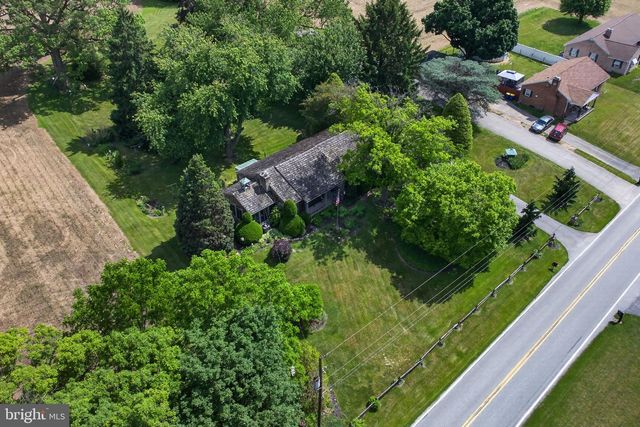 4190 WOLFS CHURCH RD, York, PA 17408