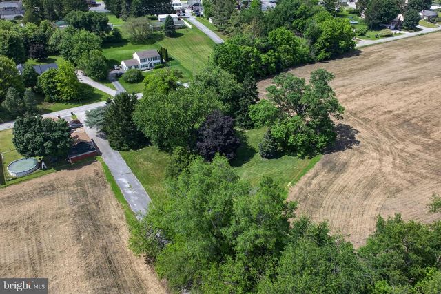 4190 WOLFS CHURCH RD, York, PA 17408