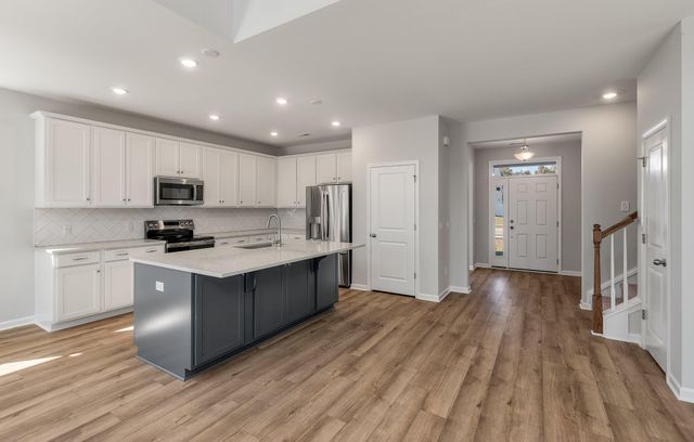 124 Palfrey Drive, Ridgeville, SC 29472