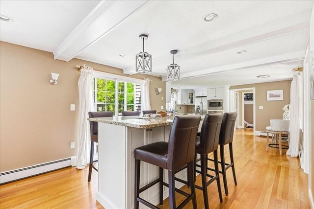 8 Bridge St, Norwell, MA 02061