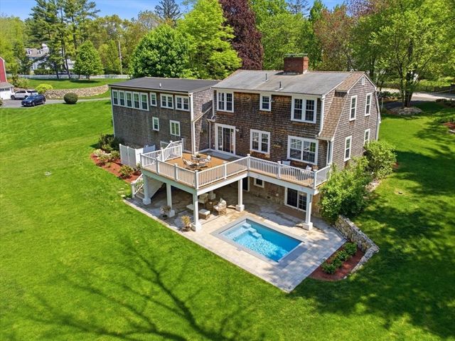 8 Bridge St, Norwell, MA 02061