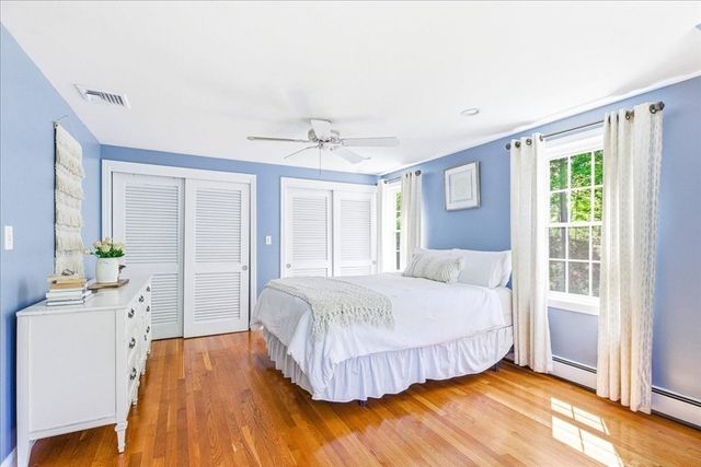 8 Bridge St, Norwell, MA 02061