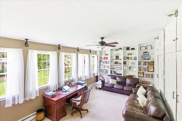 8 Bridge St, Norwell, MA 02061