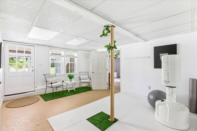 8 Bridge St, Norwell, MA 02061