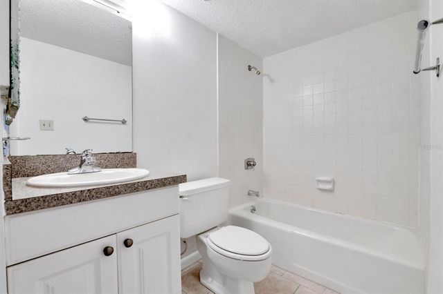 554 FAIRWAYS CIRCLE A, Ocala, FL 34472