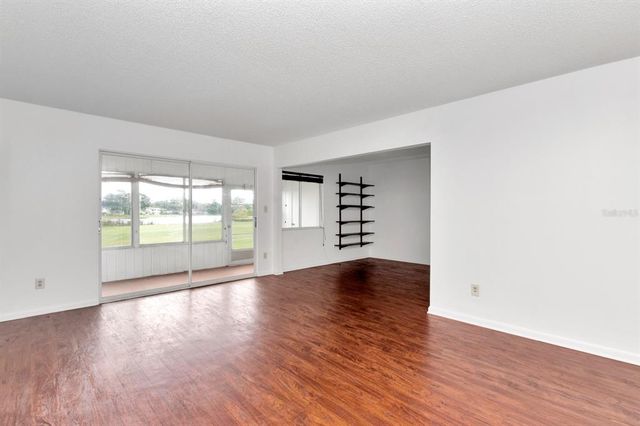 554 FAIRWAYS CIRCLE A, Ocala, FL 34472