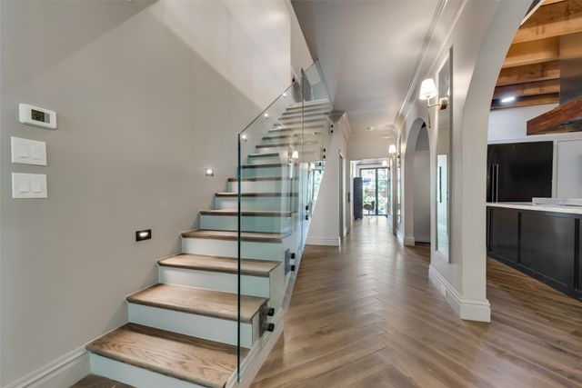 717 Ridgeway Street, Dallas, TX 75214