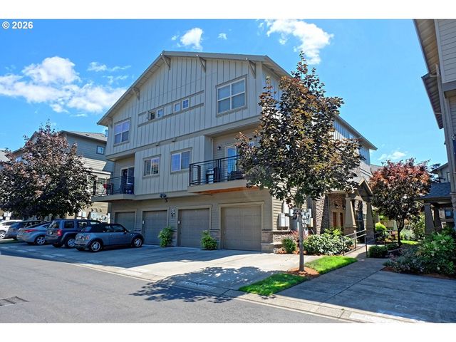 618 Ne GARSWOOD Ln, Hillsboro, OR 97006