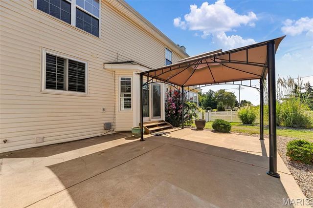 1597 Indian Springs Drive, O'fallon, MO 63366