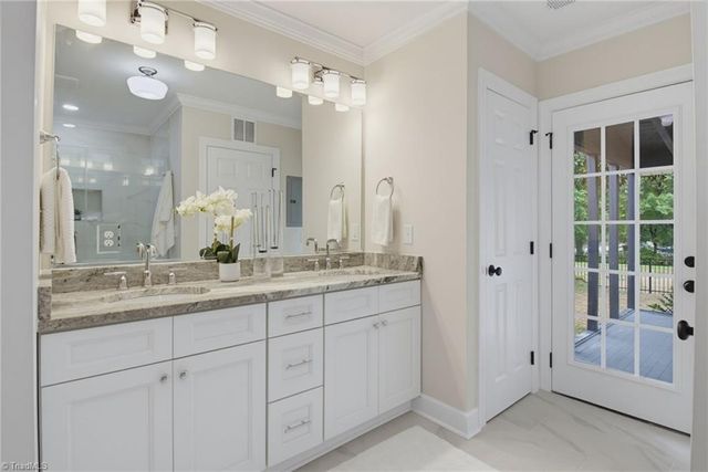 505 Salisbury Street, Kernersville, NC 27284